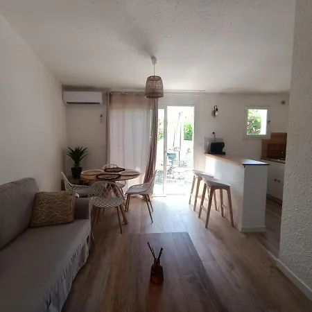 Mini 625 Santa Ghjulia Holiday home *